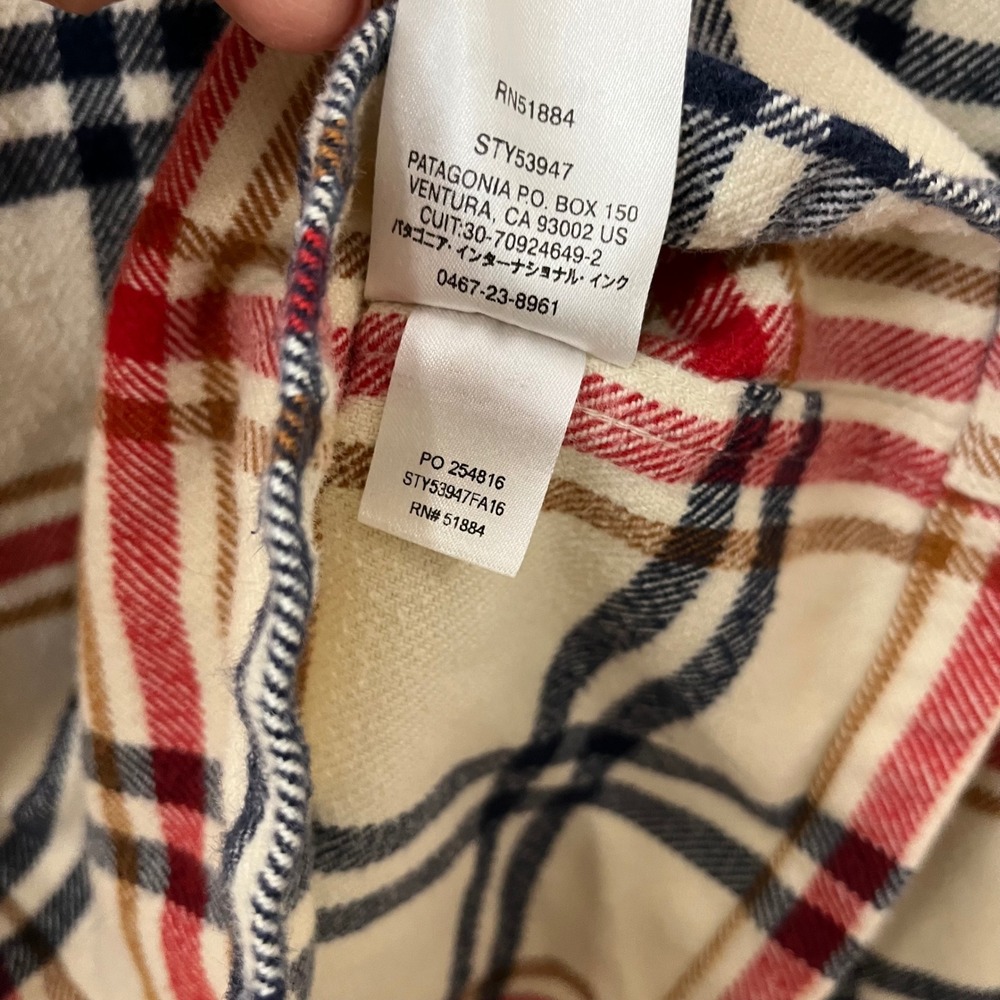 Patagonia Fjord Medium Weight Flannel‎ Shirt Sz L Cream Red Plaid Organic Cotton - Picture 5 of 7